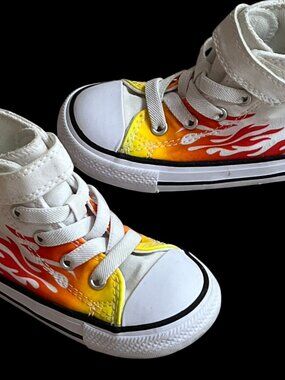 Converse All Star Flames Toddler Boy's Size 6 Kids High Top Sneakers Shoes